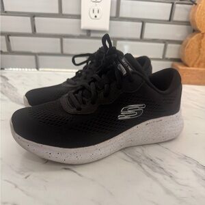 Sketchers Air-cooled memory foam.